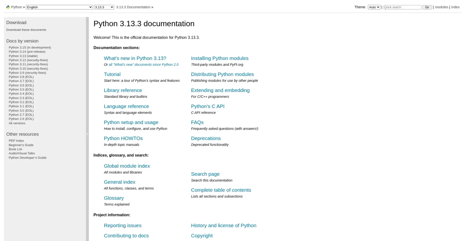 展示Python官方文档页面、Tutorial、Library Reference和Language Reference等栏目,体现从入门学习到查阅技术细节的资源层级。